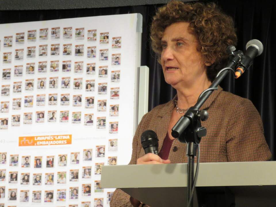 Inmaculada Zaragoza García, directora de la Hemeroteca Municipal de Madrid, recordó la importante labor que esta institución viene desarrollando desde su creación en 1916
