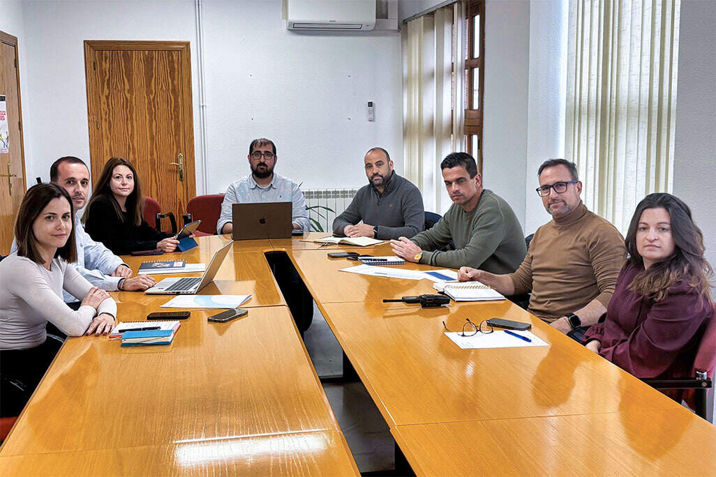Interlocutores en la reunión celebrada esta mañana en dependencias consistoriales