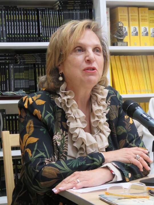 Pilar Falcón, periodista, escritora y académica