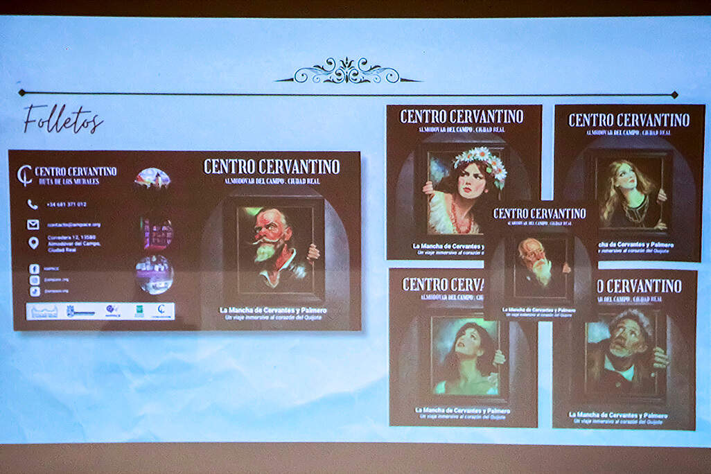 Proyección de algunos de los nuevos impresos promocionales presentados anoche