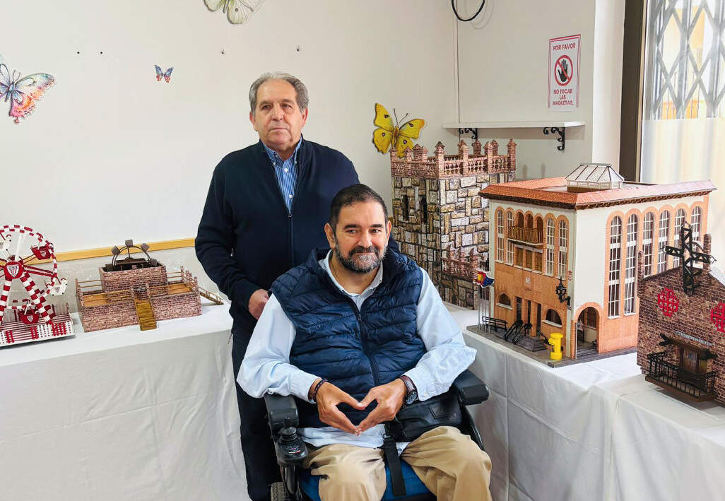 Gregorio Luna y Sergio Gijón, en el local que alberga la colección