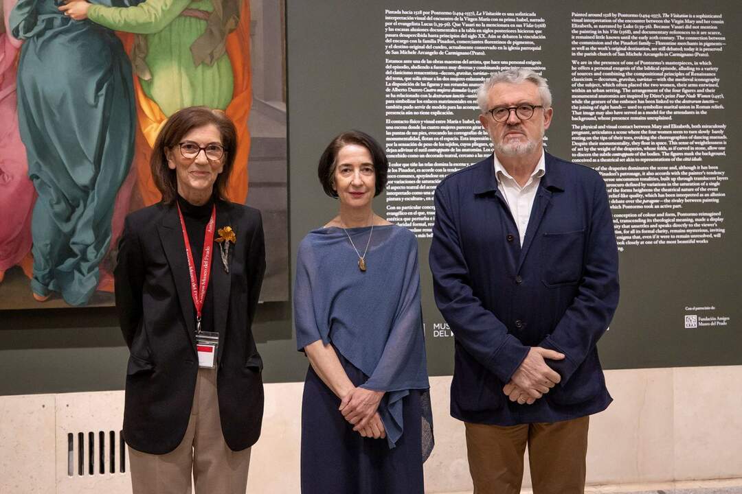 De izquierda a derecha: Nuria de Miguel, Secretaria General de la Fundación Amigos del Museo del Prado; Ana González Mozo, Jefa de Colección de Pintura Italiana del Renacimiento del Museo Nacional del Prado y Miguel Falomir, Director del Museo Nacional del Prado