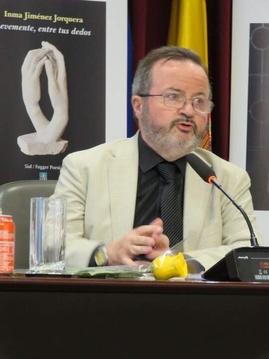 Javier Huerta Calvo, Catedrático de Literatura Española, de la Universidad Complutense de Madrid (UCM), que coordinó el acto de presentación