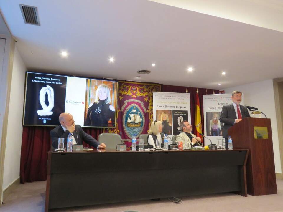 Basilio Rodríguez Cañada; Inma Jiménez Forquera; Javier Huerta Calvo y de pie, Rafael Rodríguez-Ponga