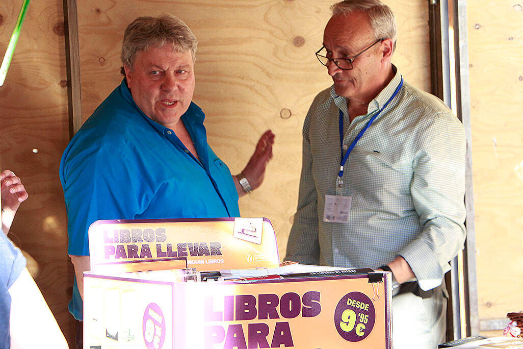 El librero rabanero Javier Lozano