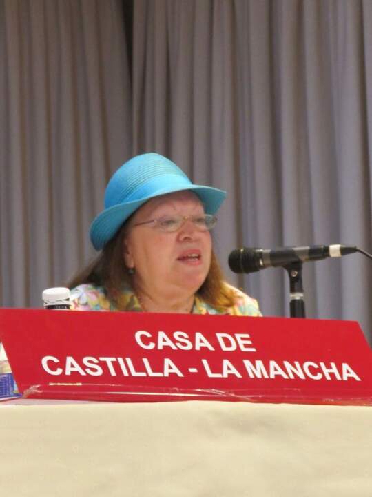 Ana Ortega Romanillos, poeta y escritora, directora del Aula de Letras que promovió y presentó el acto