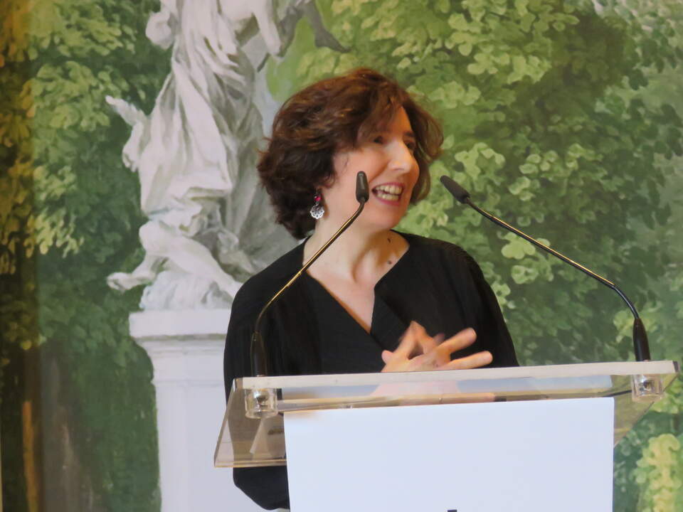 La comisaria de la exposición, Isabel María Rodríguez Marco, conservadora de pintura de los siglos XIX, XX y XXI de Patrimonio Nacional