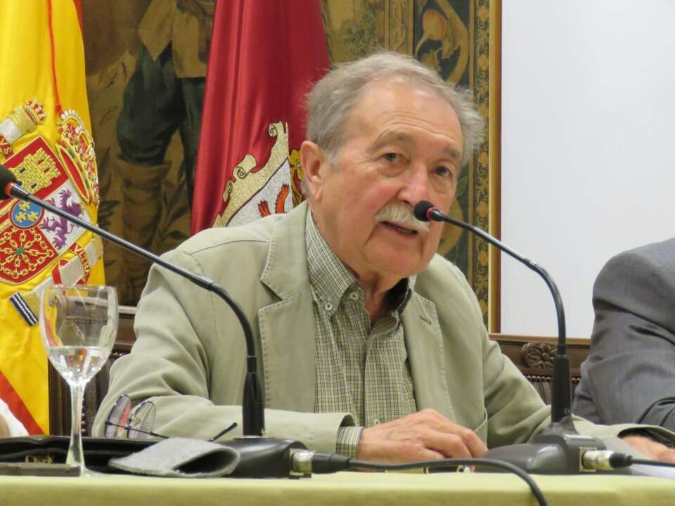 El coordinador literario de la obra, José Luis Marín Aranda