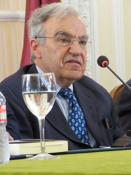 Luis Peral, economista, abogado y escritor