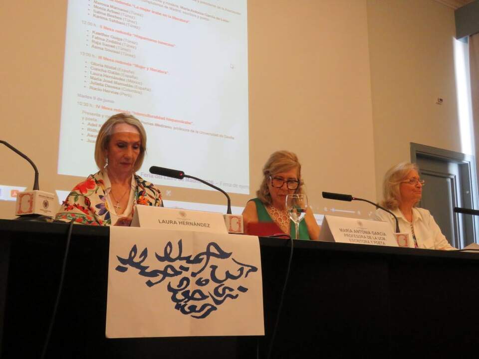 Laura Hernández, Maria Antonia García de León y Concha Galán