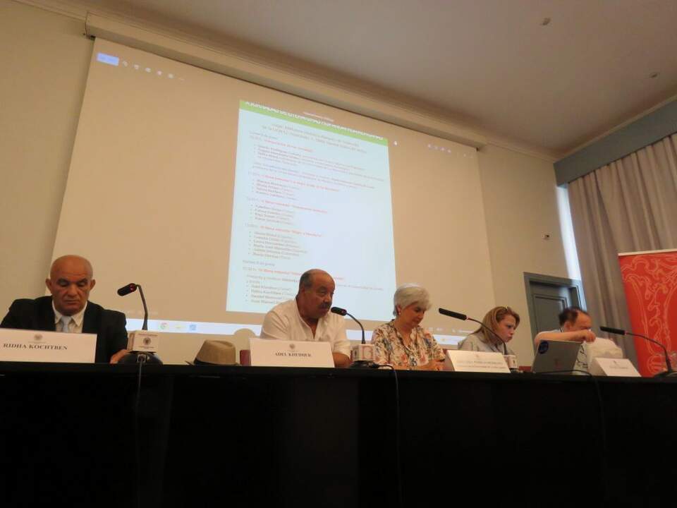 Ridha Kochtben ,Adel Khedher, Adelaida Porras-Medrano, Karina Sahbani y Juan Manuel Riesgo