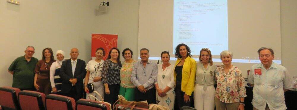 Asistentes y participantes en la IV Mesa redonda "Interculturalidad hispanoárabe"