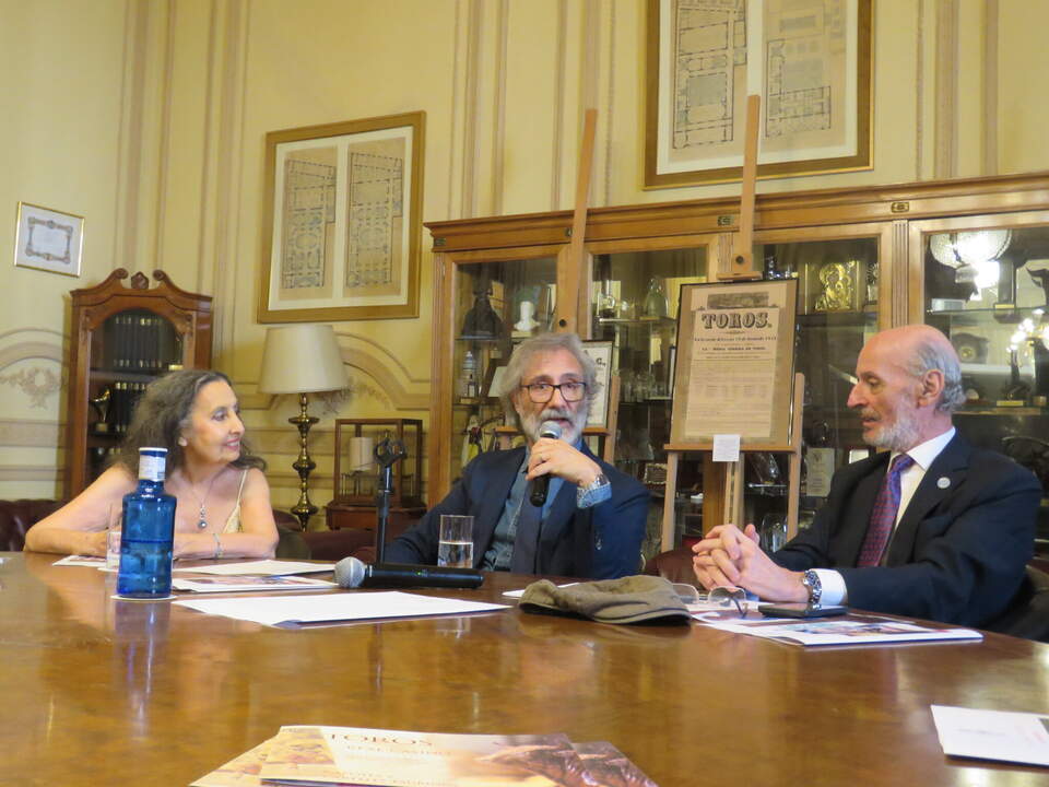 Eugenia Montero, Juan Marchán y Juan Ignacio Vecino
