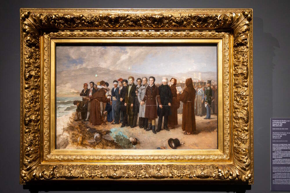 Luis Alberto Pérez Velarde durante la visita guiada a la exposición