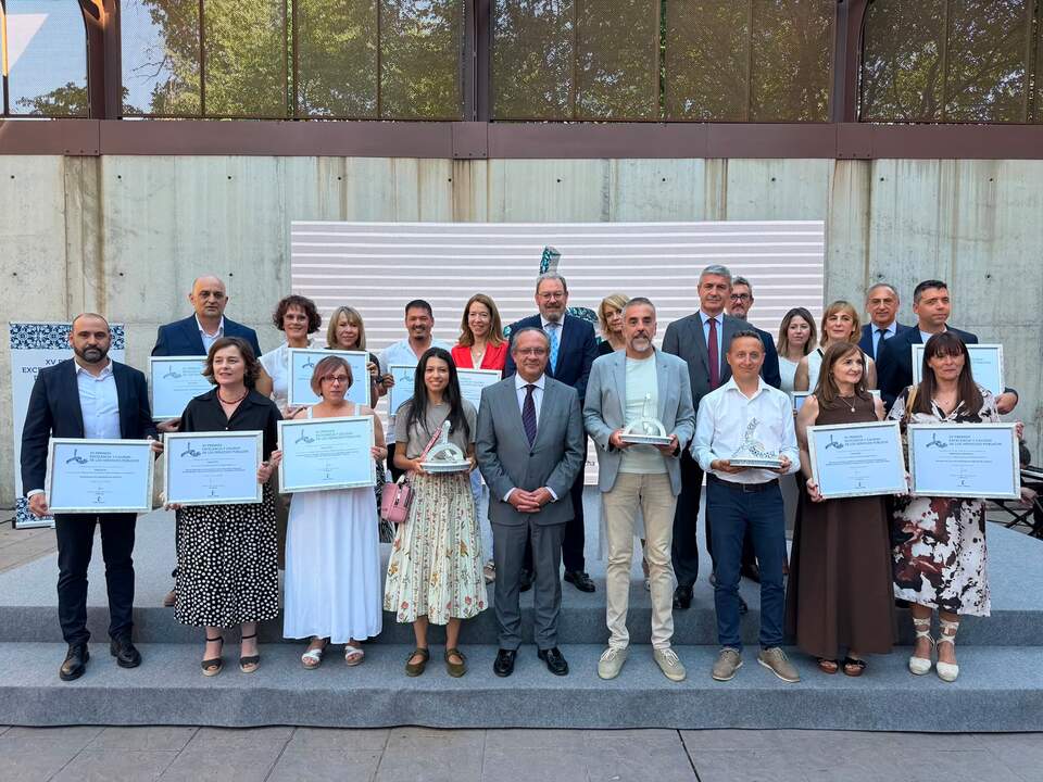 Posado de todos los premiados en la edición del presente ejercicio