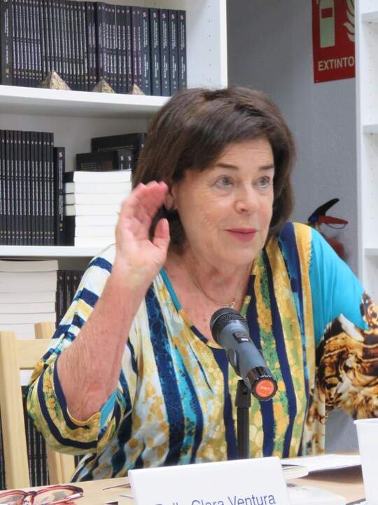 Ángeles Castillo Núñez, traductora y escritora
