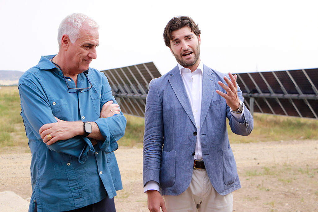 El alcalde y el CEO de EDIBEL, en la presentación de los hitos de la nueva planta